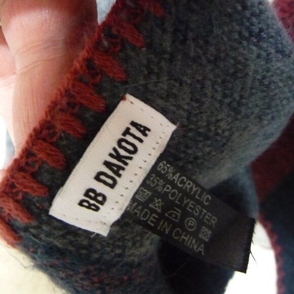 BB DAKOTA MULBERRY SHAWL PONCHO - Picture 4 of 7